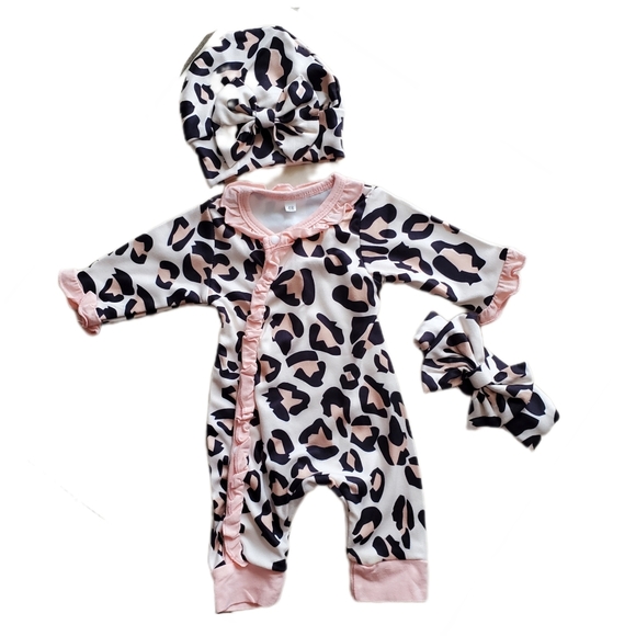 Preemie Baby Girls Cheetah Romper 4 Pc Set Size Preemie (48) - Picture 3 of 16